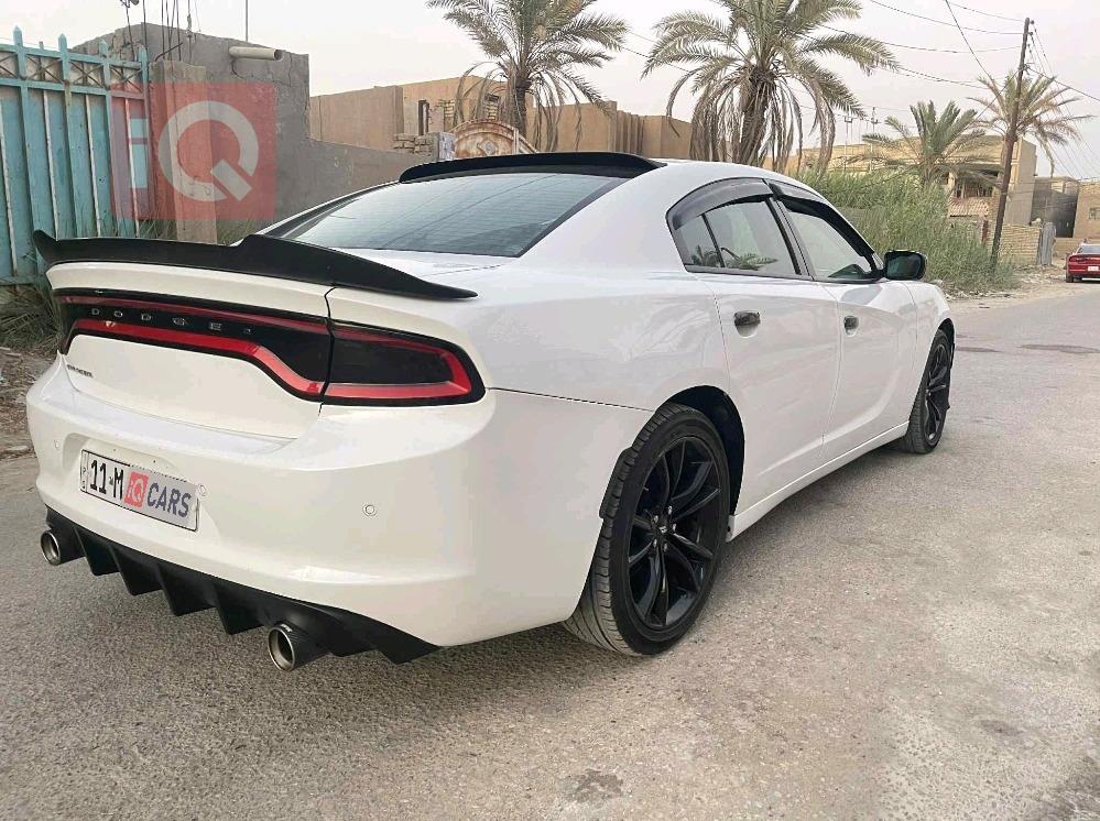دۆج چارجەر